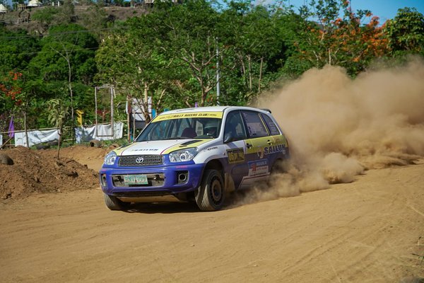 Revamp Your British Family Car: The Ultimate Guide to Installing Power-Folding Mirrors!